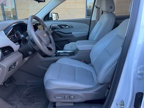 Used 2020 Chevrolet Traverse Premier image 12