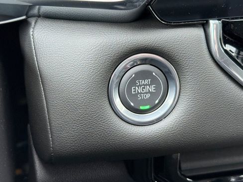 New 2026 GMC Canyon Elevation w/ Convenience Package image 20