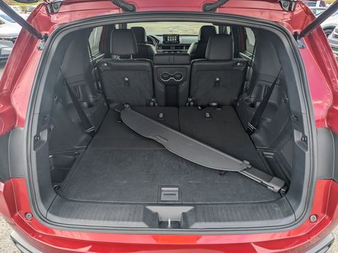 Certified 2025 Honda Pilot Black Edition image 14