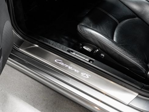 Used 2009 Porsche 911 Carrera 4S AWD/4WD image 21