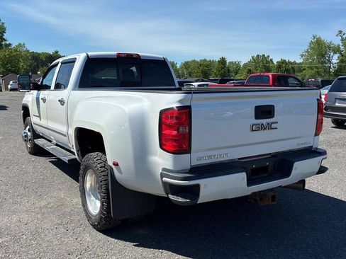 Used 2018 GMC Sierra 3500 Denali w/ Duramax Plus Package AWD/4WD image 6