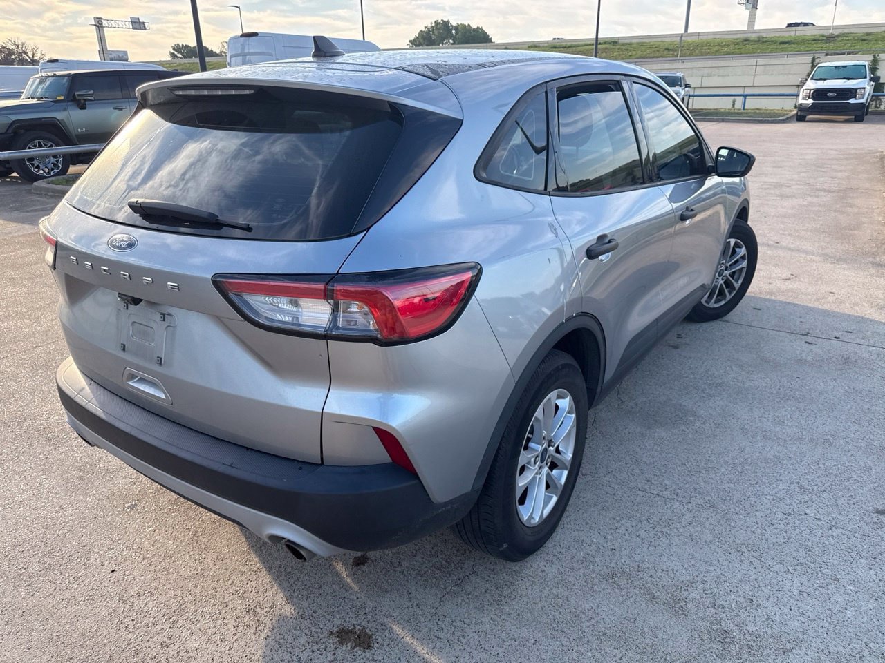 Used 2022 Ford Escape S FWD image 11