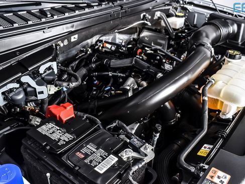 Used 2024 Ford Expedition Limited image 14