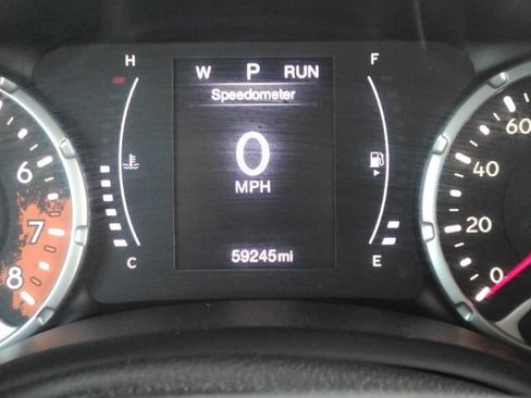 Used 2017 Jeep Renegade Latitude w/ Cold Weather Group AWD/4WD image 35
