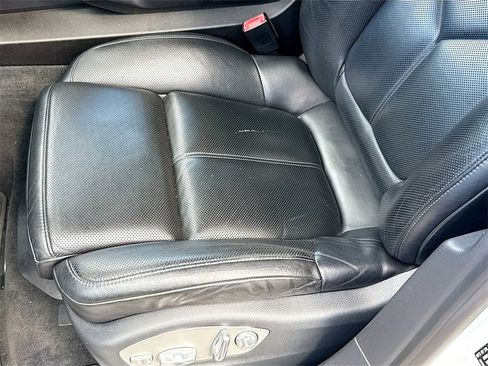 Used 2017 Porsche Cayenne S image 21