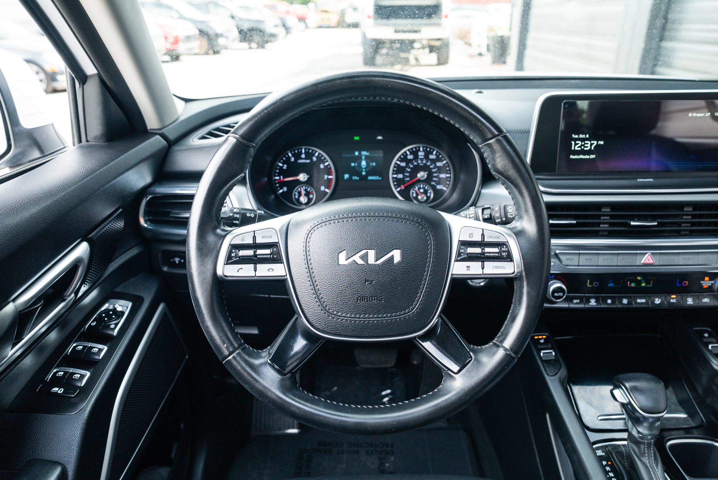Used 2022 Kia Telluride S AWD/4WD image 13