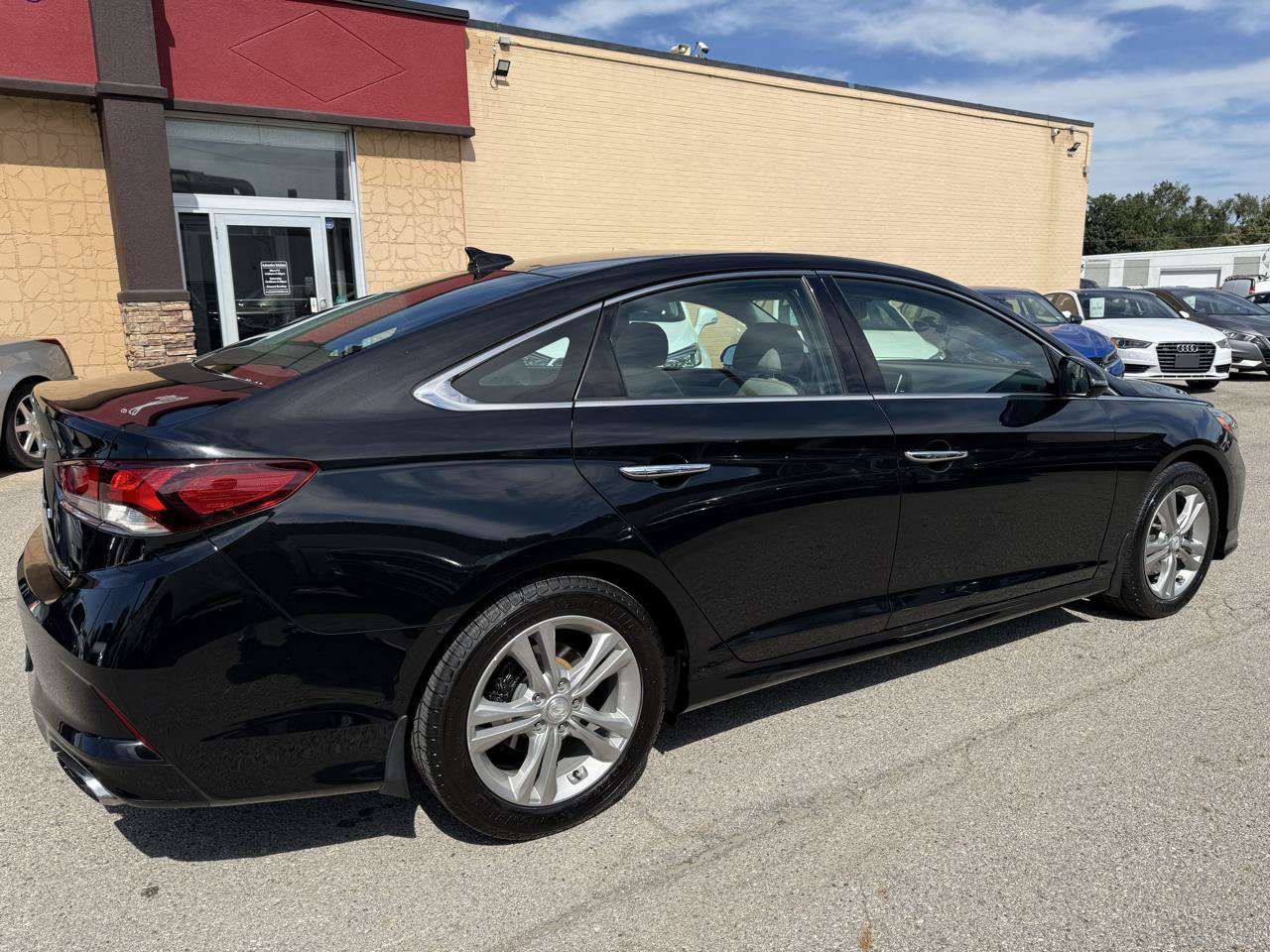 Used 2018 Hyundai Sonata Limited FWD image 6