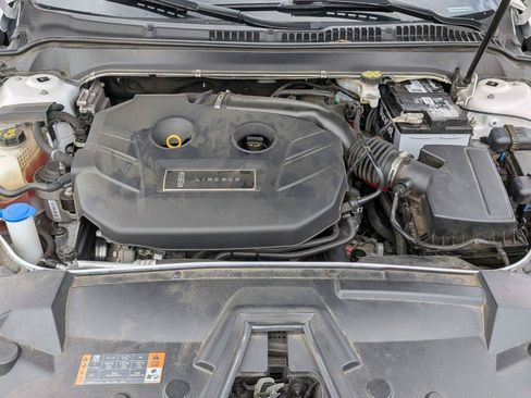 Used 2020 Lincoln MKZ Reserve FWD image 35