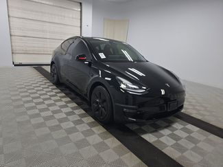 Used 2021 Tesla Model Y Long Range video 3