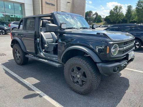 Used 2024 Ford Bronco Black Diamond AWD/4WD image 2