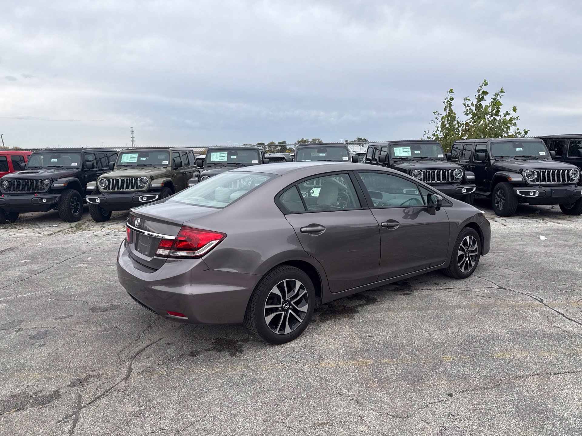 Used 2015 Honda Civic EX image 5