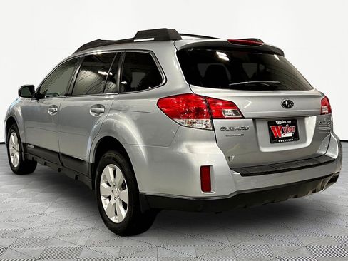 Used 2012 Subaru Outback 2.5i Premium AWD/4WD image 4