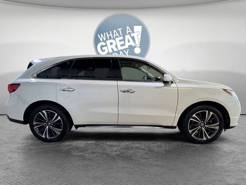 Used 2020 Acura MDX SH-AWD w/ Technology Package image 2