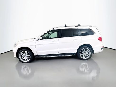 Used 2016 Mercedes-Benz GL 550 4MATIC image 9