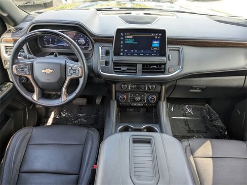 Used 2023 Chevrolet Suburban High Country w/ Advanced Technology Package image 17