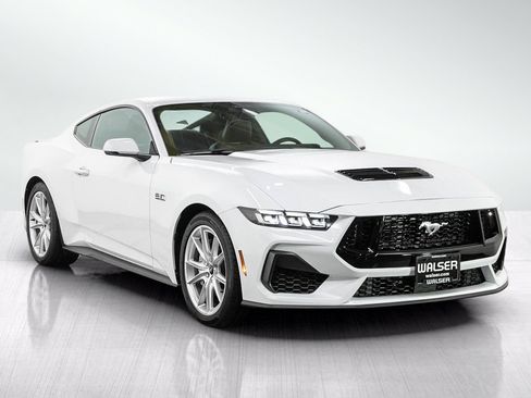 Used 2024 Ford Mustang GT Premium RWD image 7