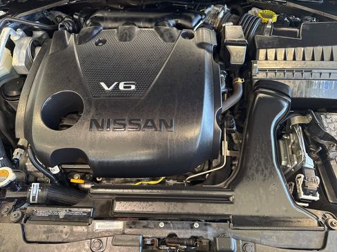 Used 2023 Nissan Maxima SR w/ Sport Mat Group image 22