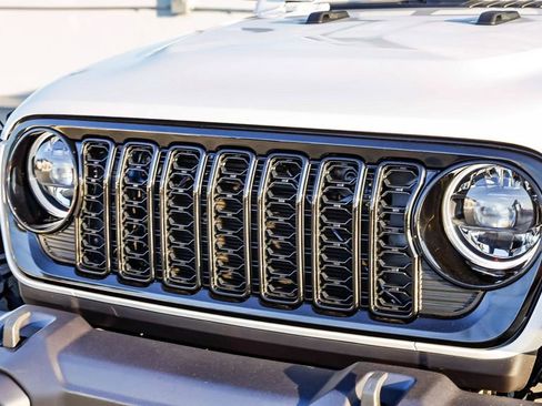 New 2026 Jeep Gladiator Willys image 6