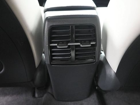Certified 2023 Kia Niro EX Touring FWD image 29