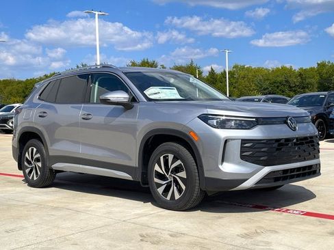 New 2025 Volkswagen Tiguan S image 6