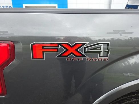 Used 2018 Ford F150 Lariat w/ Equipment Group 502A Luxury AWD/4WD image 36