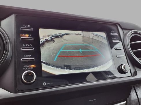 Used 2020 Toyota Tacoma SR image 6