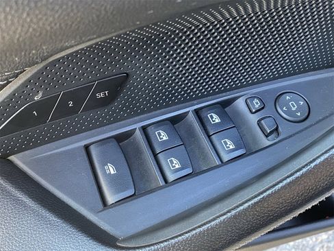 Used 2022 BMW 430i xDrive Convertible w/ Convenience Package image 21