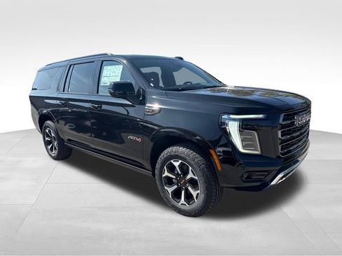 New 2026 GMC Yukon XL AT4 w/ AT4 Premium Plus Package AWD/4WD image 7