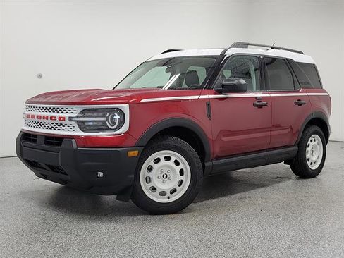 Used 2025 Ford Bronco Sport Heritage w/ Convenience Package image 1