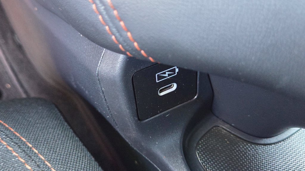 Used 2025 Honda HR-V Sport image 26