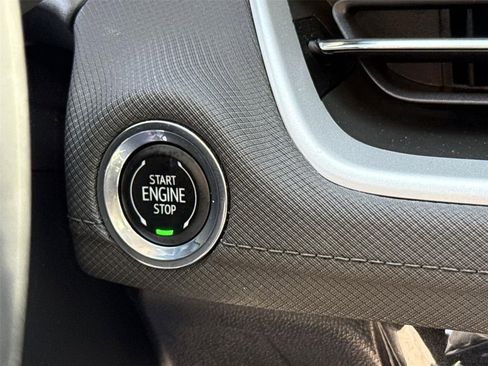 Used 2025 Chevrolet TrailBlazer LT w/ Convenience Package image 14