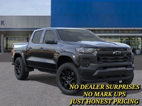 New 2026 Chevrolet Colorado Trail Boss AWD/4WD image 7