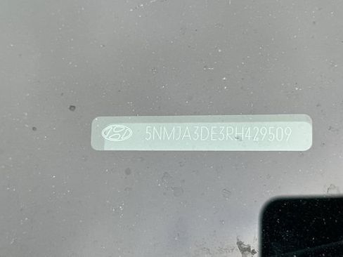 Used 2024 Hyundai Tucson SE FWD image 3