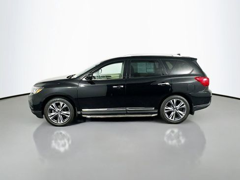 Used 2020 Nissan Pathfinder Platinum image 4