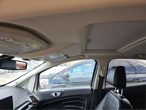 Used 2021 Ford EcoSport Titanium AWD/4WD image 7