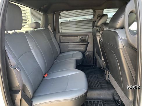 Used 2021 RAM 3500 Tradesman w/ Chrome Appearance Group AWD/4WD image 29