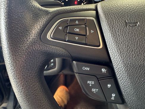 Used 2018 Ford Escape SE w/ Ford Safe & Smart Package AWD/4WD image 26