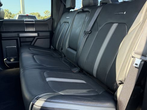 Certified 2018 Ford F250 Platinum w/ Platinum Ultimate Package image 14