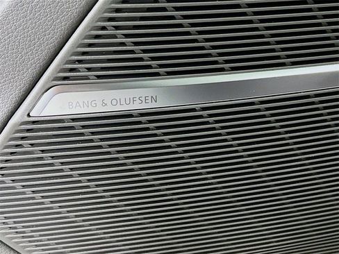 New 2026 Audi Q8 Premium Plus image 20