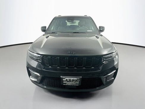 Used 2023 Jeep Grand Cherokee Altitude AWD/4WD image 2