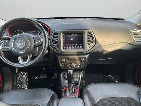 Used 2019 Jeep Compass Trailhawk image 17