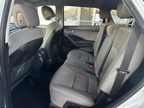 Used 2016 Hyundai Santa Fe SE image 20