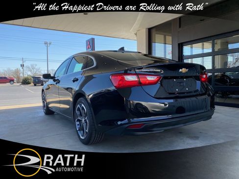 Used 2024 Chevrolet Malibu LT FWD image 8
