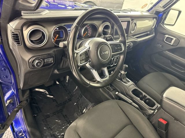 Used 2020 Jeep Wrangler Unlimited Sahara AWD/4WD image 21