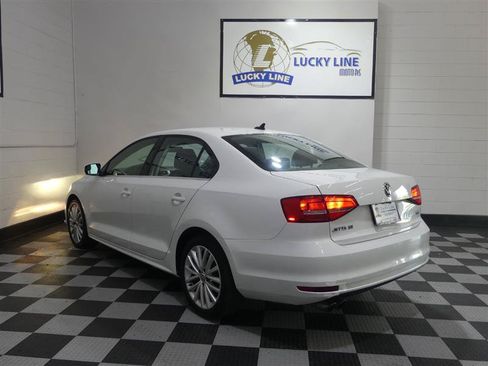 Used 2015 Volkswagen Jetta SE FWD image 11