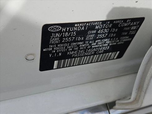 Used 2016 Hyundai Sonata Limited w/ Option Group 02 image 15