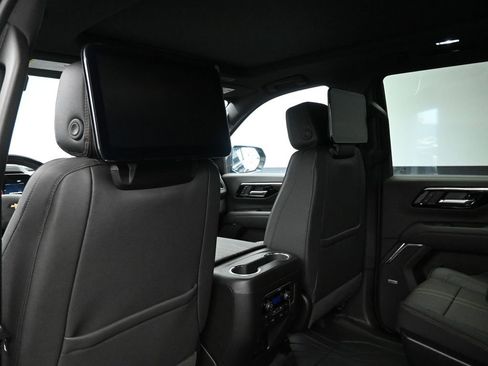 New 2026 Chevrolet Tahoe High Country image 17