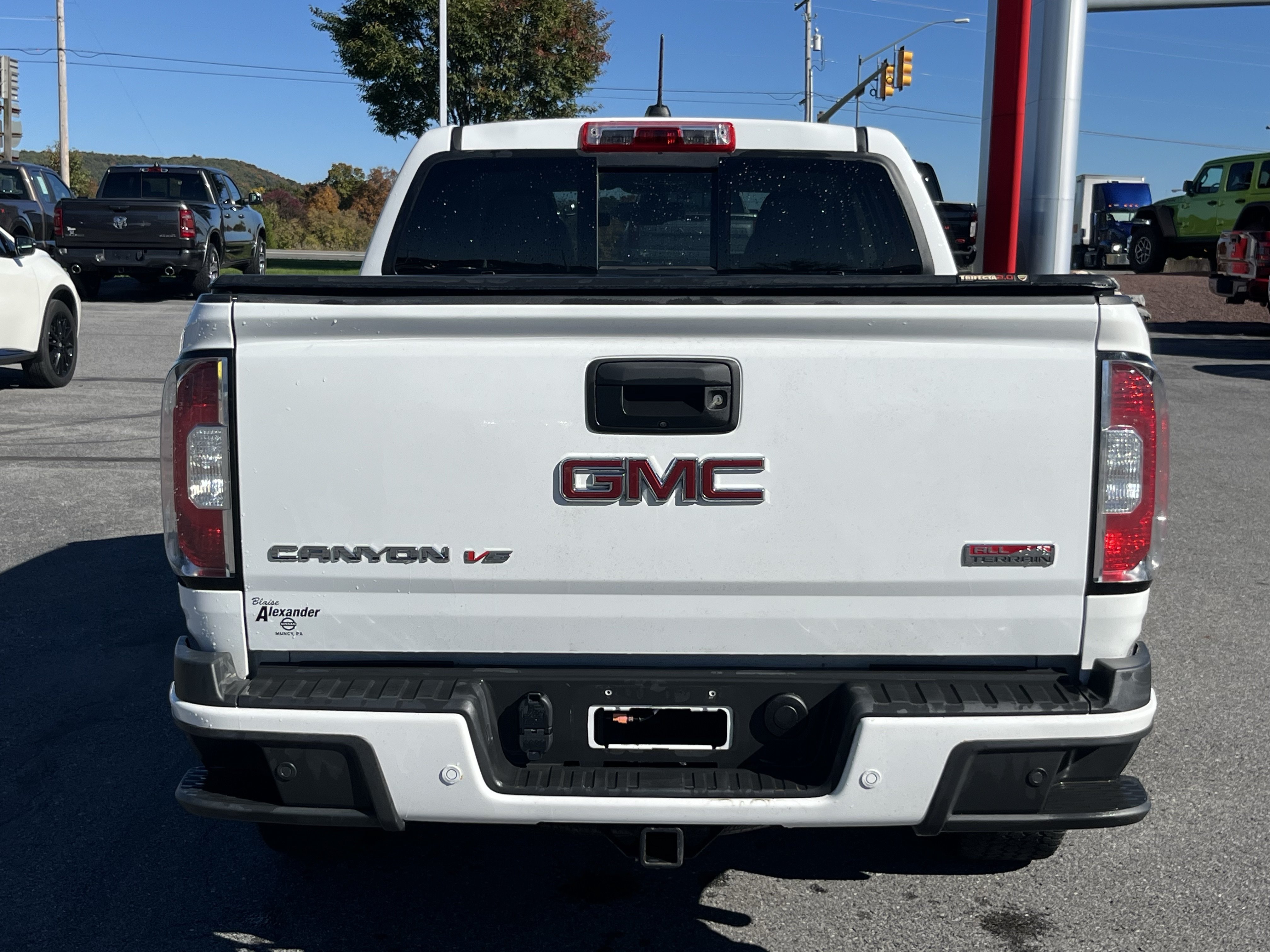 Used 2019 GMC Canyon All Terrain w/ Trailering Package AWD/4WD image 6