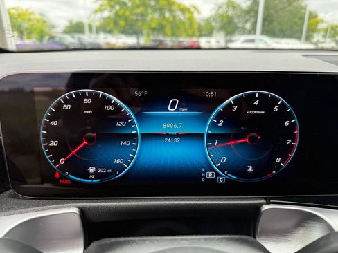 Certified 2022 Mercedes-Benz GLB 250 4MATIC image 10