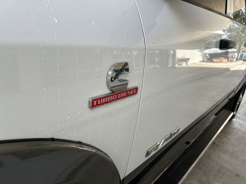 Used 2021 RAM 2500 Tradesman w/ Chrome Appearance Group image 15